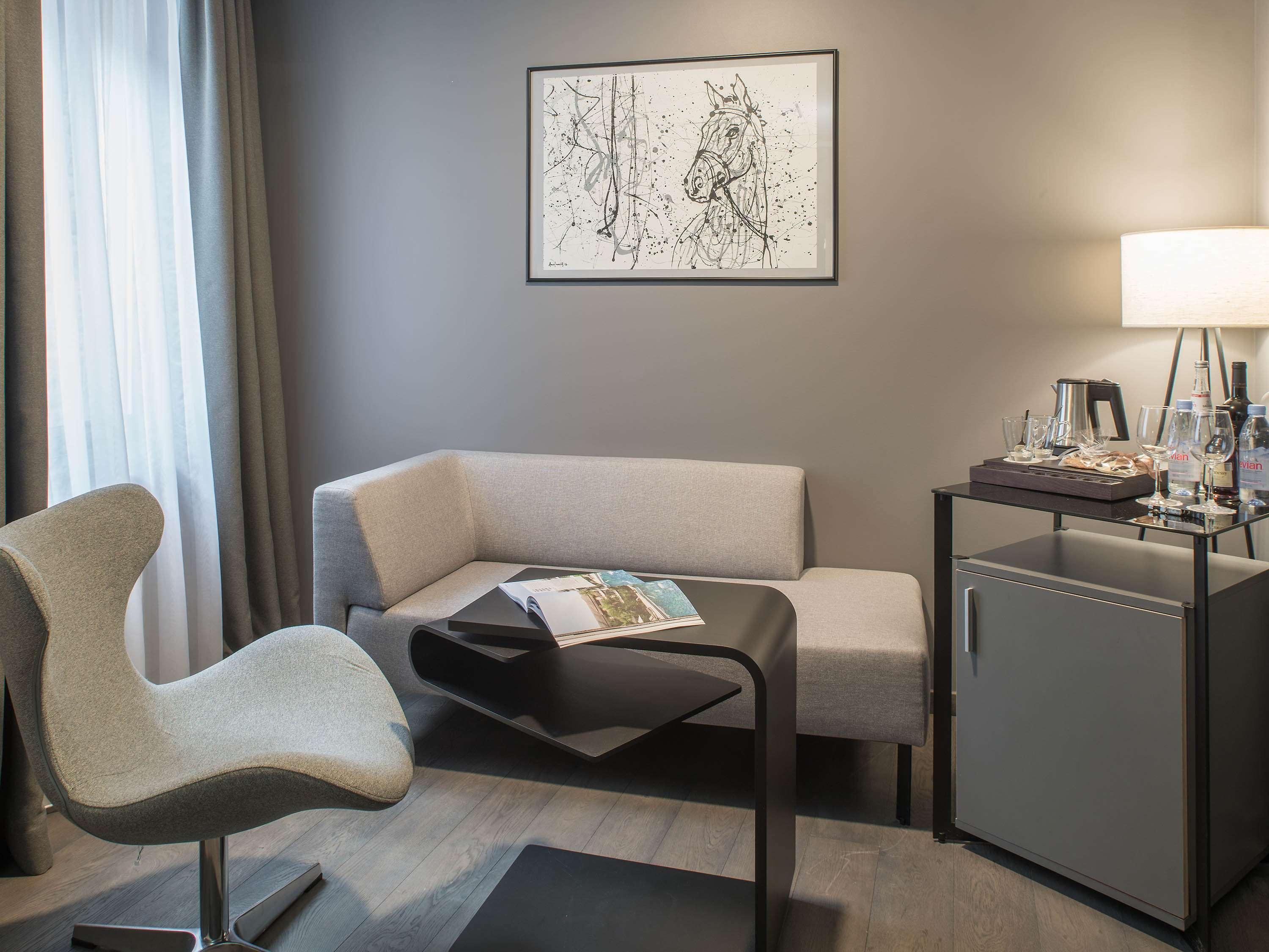 Pullman Riga Old Town Hotel Exterior foto A suite at the Mandarin Oriental, Munich