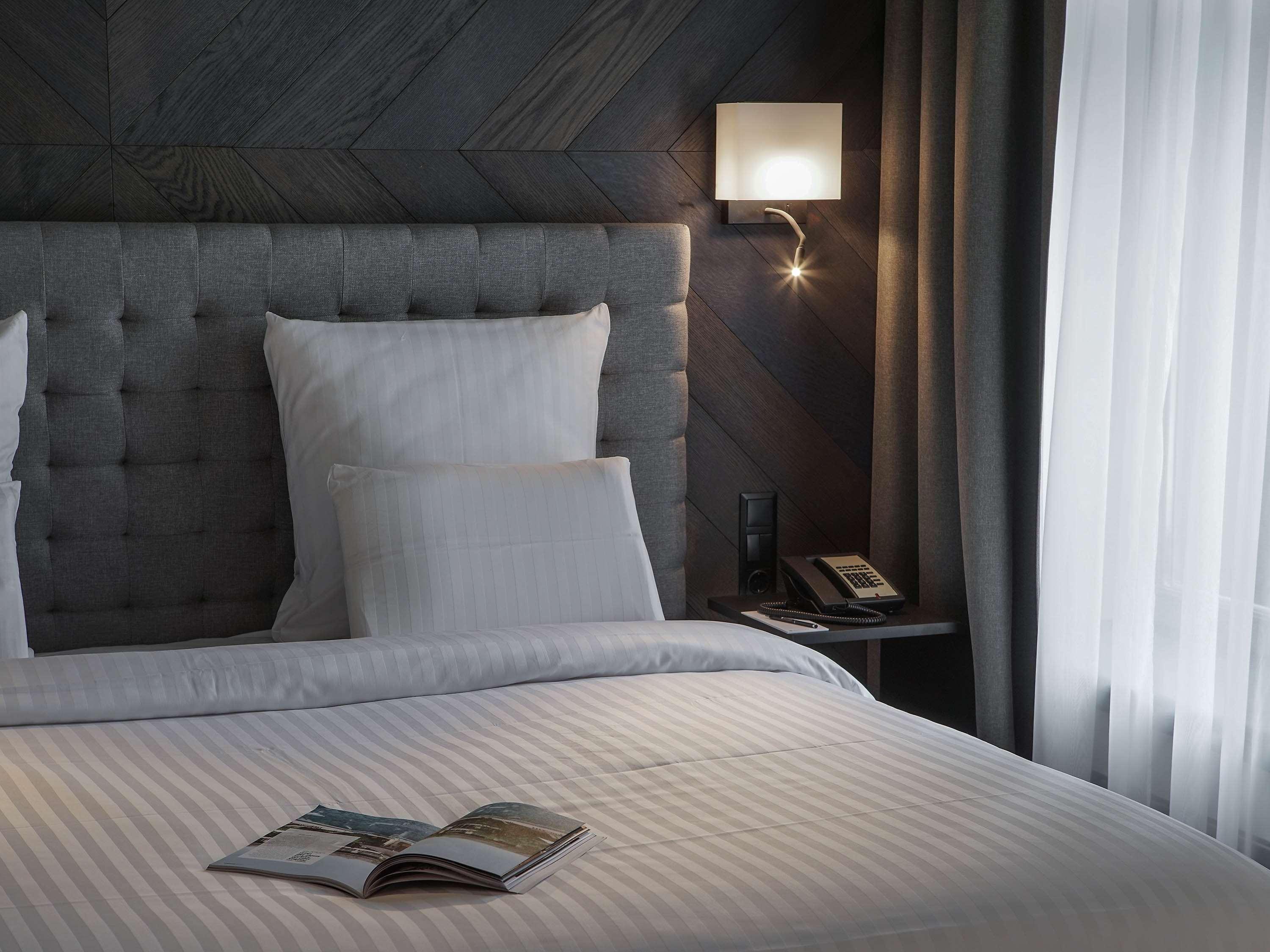 Pullman Riga Old Town Hotel Exterior foto A bedroom at the hotel