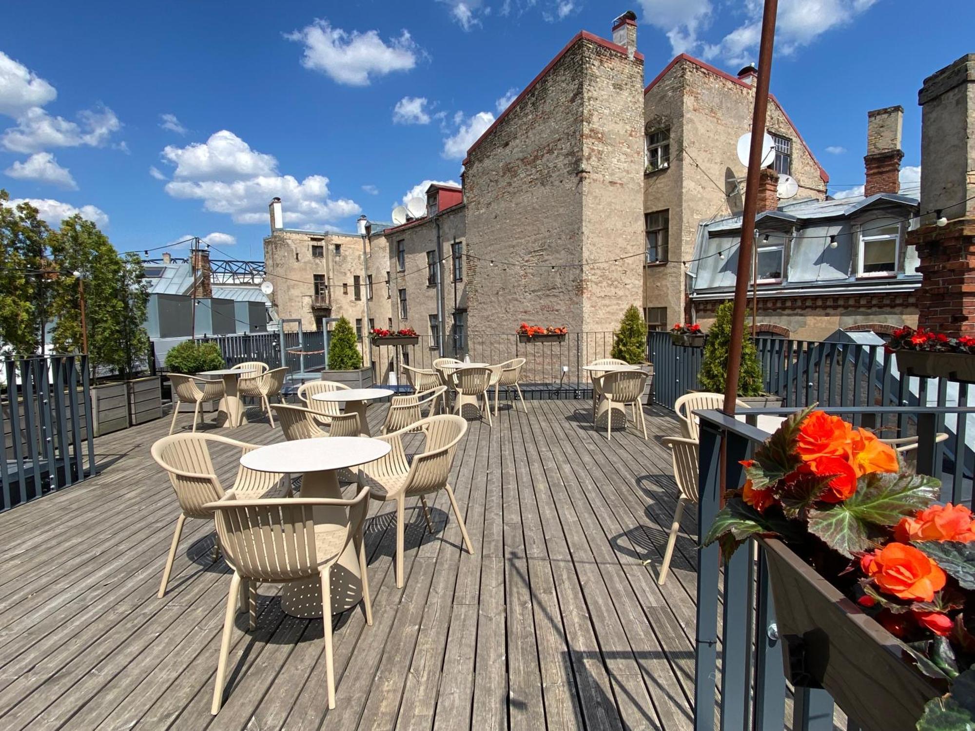 Pullman Riga Old Town Hotel Exterior foto Rooftop terrace